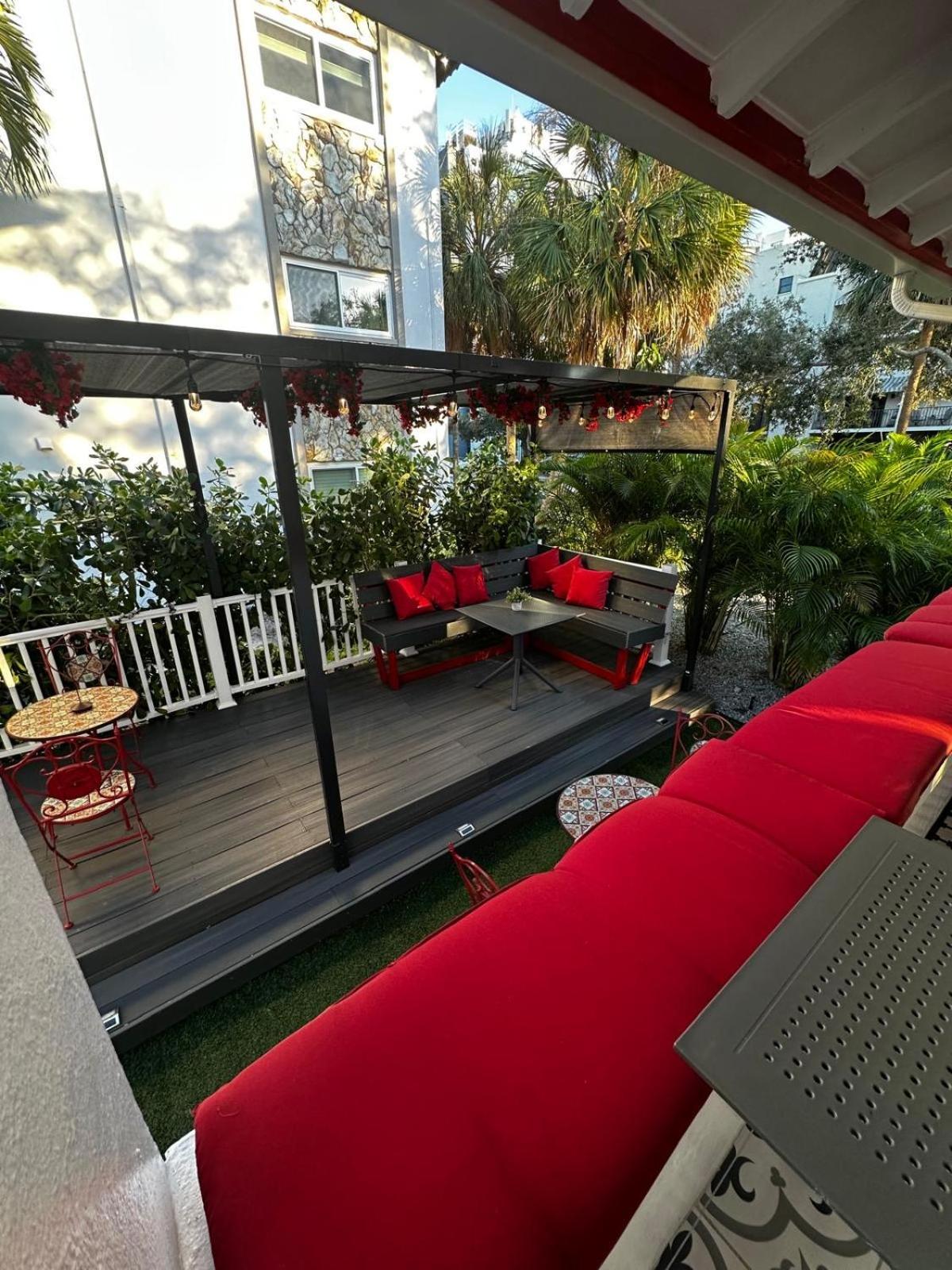 Prestige Collection, Hotel Boutique Сейнт Питърсбърг Екстериор снимка